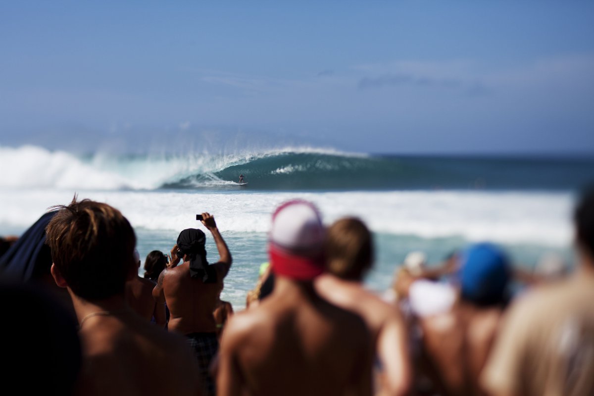 Kelly Slater's perfect 10. Pipeline. Hawaii. Surf Photographer: Lucia Griggi